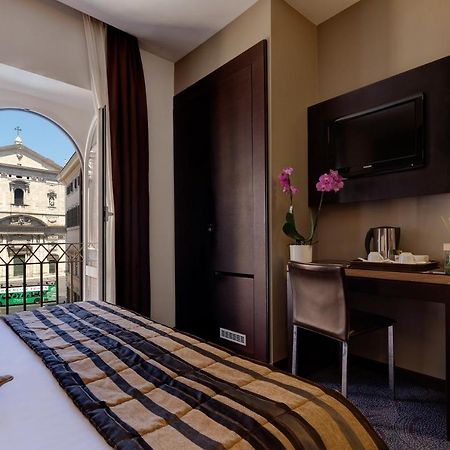 Hotel Rinascimento - Gruppo Trevi Hotels Рим Экстерьер фото