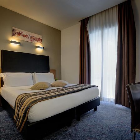 Hotel Rinascimento - Gruppo Trevi Hotels Рим Экстерьер фото