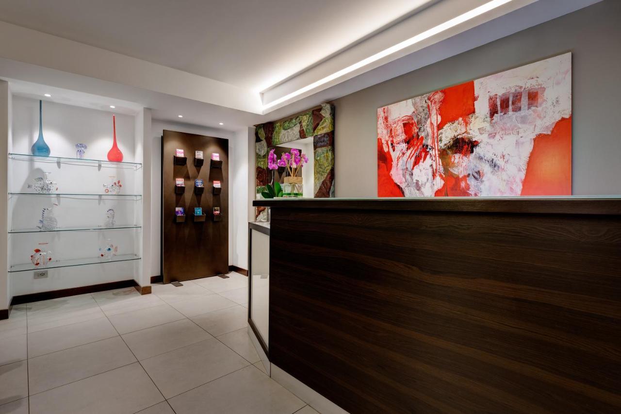 Hotel Rinascimento - Gruppo Trevi Hotels Рим Экстерьер фото