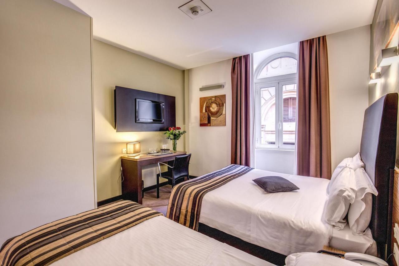 Hotel Rinascimento - Gruppo Trevi Hotels Рим Экстерьер фото