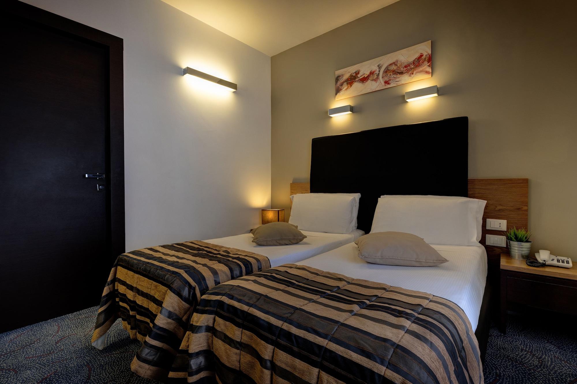 Hotel Rinascimento - Gruppo Trevi Hotels Рим Экстерьер фото