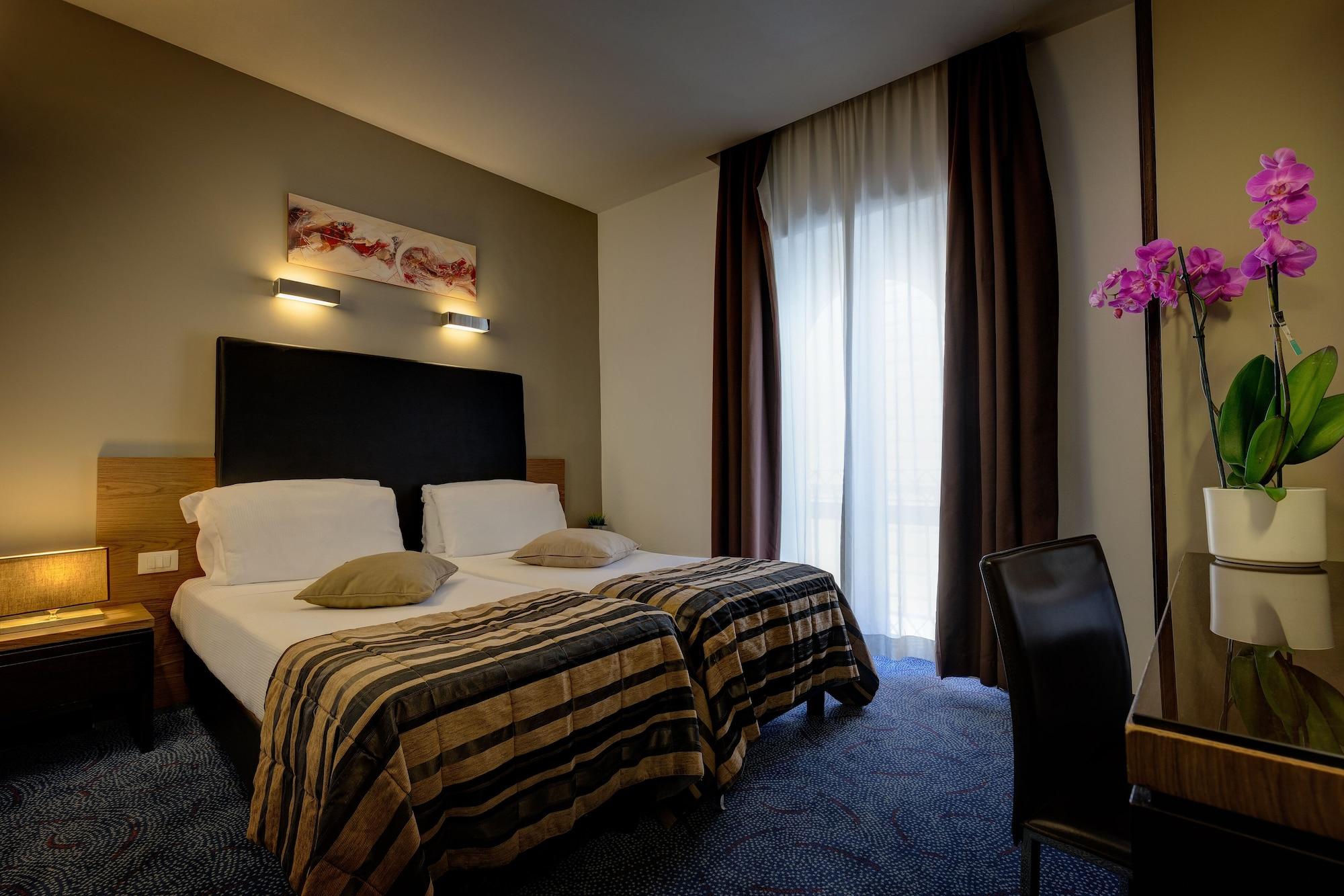 Hotel Rinascimento - Gruppo Trevi Hotels Рим Экстерьер фото