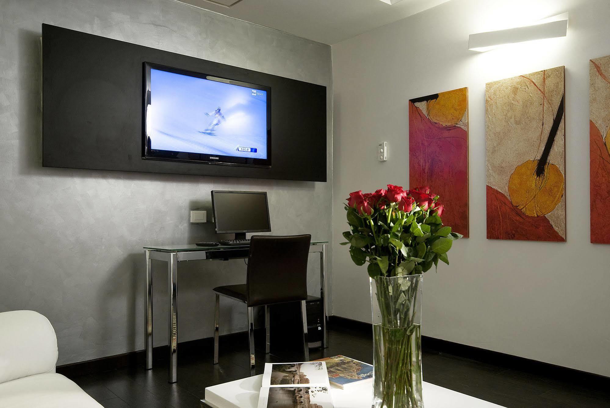 Hotel Rinascimento - Gruppo Trevi Hotels Рим Экстерьер фото
